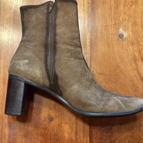 Franco Sarto Vintage Suede Boots - Picture 3 of 10